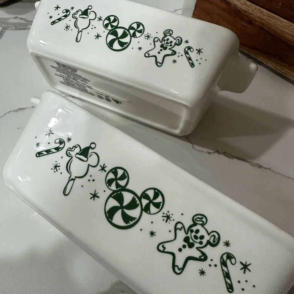 Disney Christmas Vintage Baking Dish